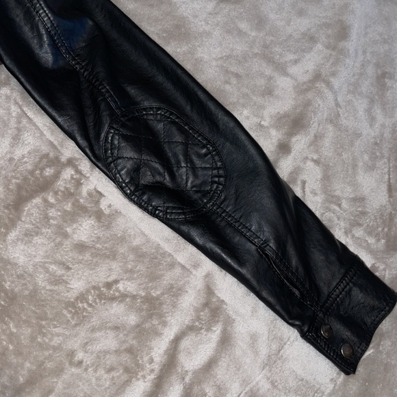 French Connection - Faux Leather Jacket - Picture 5 of 8